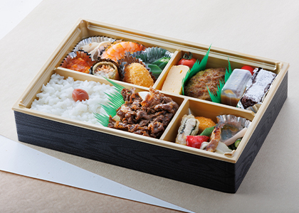 黒毛和牛ハンバーグ＆焼肉の洋風懐石弁当